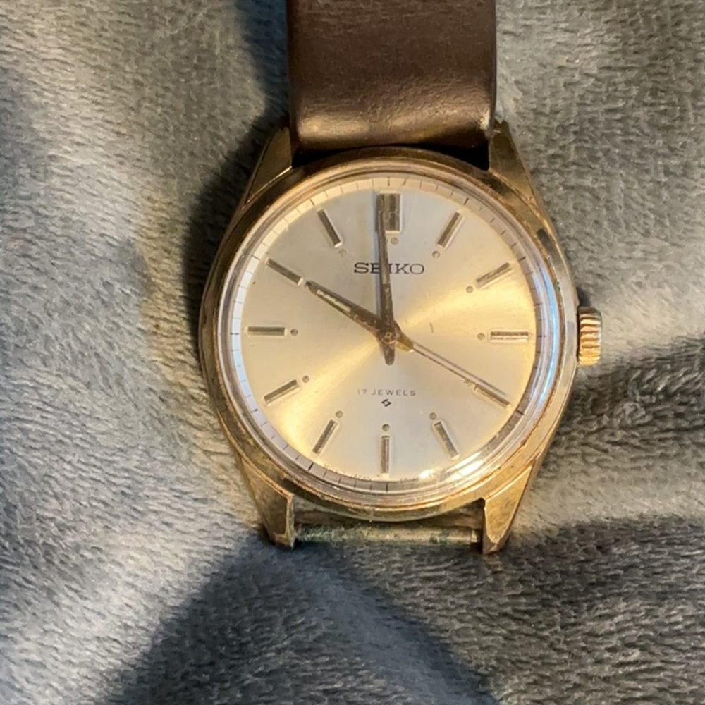 Seiko 66-7109 Men’s Winding Watch - 17 Jewels - Works!
